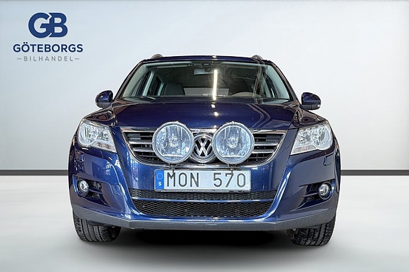 Volkswagen Tiguan 8 of 17