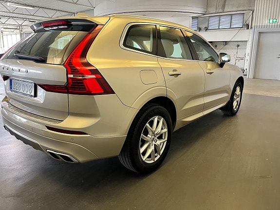 Volvo XC60 5 of 5