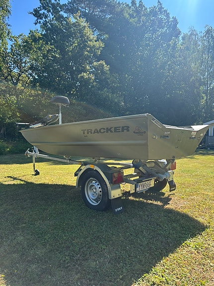 Tracker Grizzly 1448 6 of 9