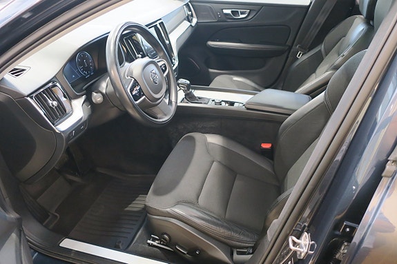 Volvo V60 Cross Country 5 of 5