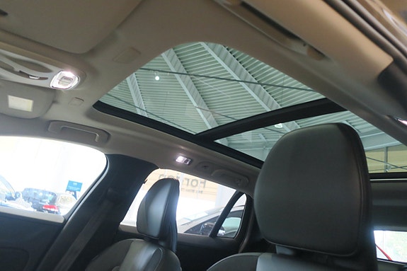 Volvo V60 Cross Country 8 of 22