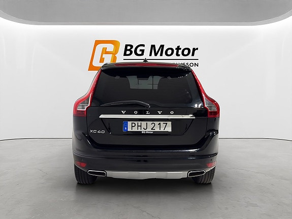 Volvo XC60 5 of 5