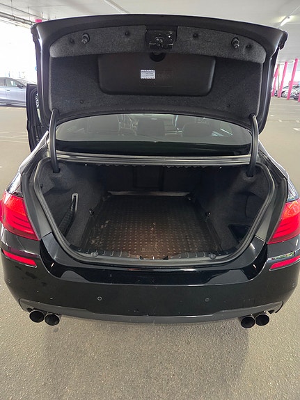 BMW 535i 5 of 5