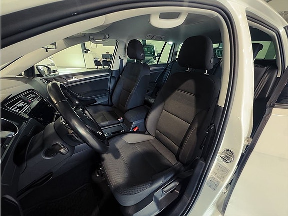 Volkswagen Golf I 9 of 22