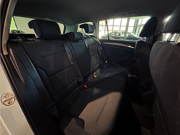 Volkswagen Golf I 14 of 22