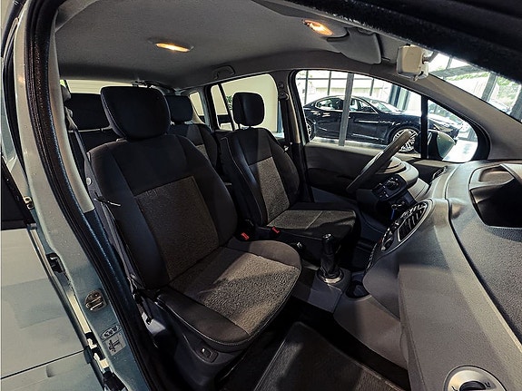 Renault Modus 10 of 16