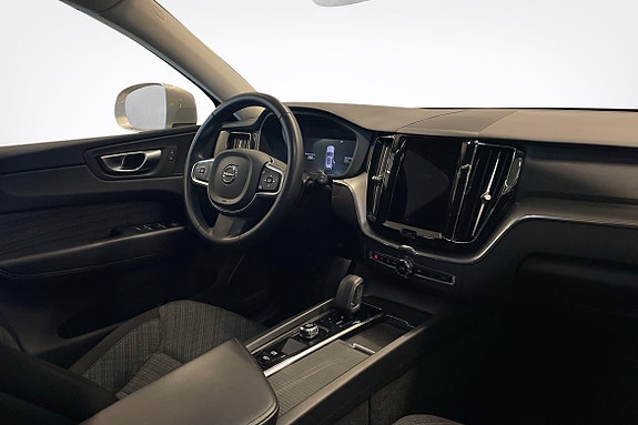 Volvo XC60 9 of 16