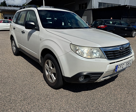 Subaru Forester 4 of 5