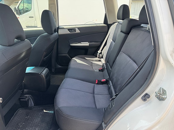 Subaru Forester 5 of 5