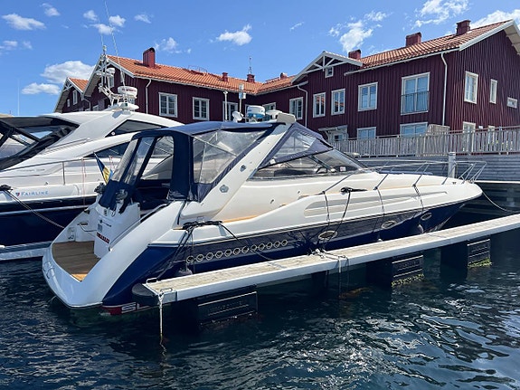 Sunseeker Portofino 400 | 2 x Volvo Penta TAMD63 | Axlar 2 of 12