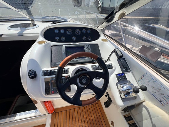 Sunseeker Portofino 400 | 2 x Volvo Penta TAMD63 | Axlar 10 of 12