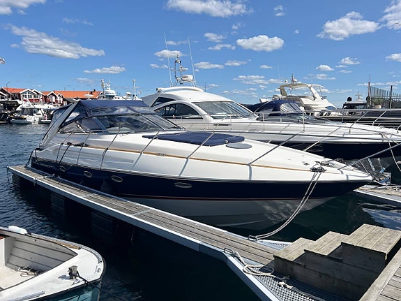 Sunseeker Portofino 400 | 2 x Volvo Penta TAMD63 | Axlar 12 of 12