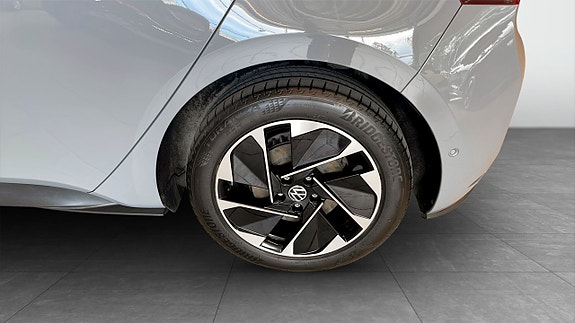 Volkswagen ID.3 6 of 15