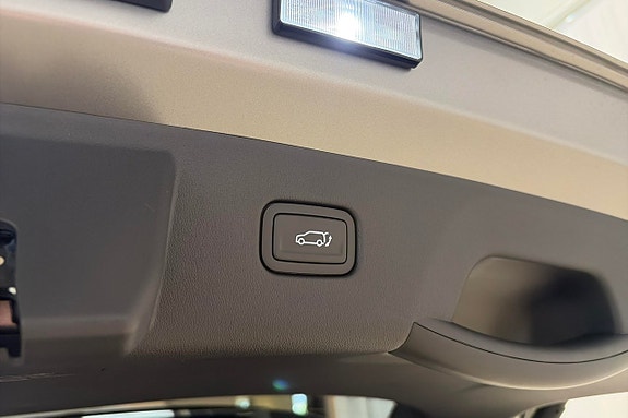 Kia Seltos 15 of 19