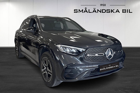 Mercedes-Benz GLC300 e 2 of 5