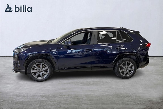Toyota RAV4 3 of 5