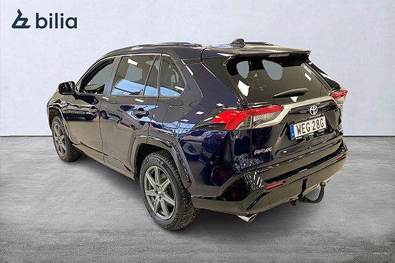 Toyota RAV4 2 of 5