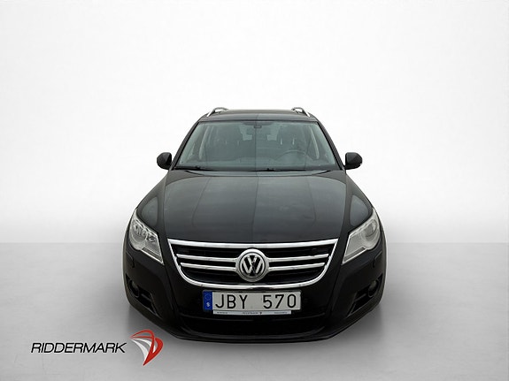Volkswagen Tiguan 2 of 5