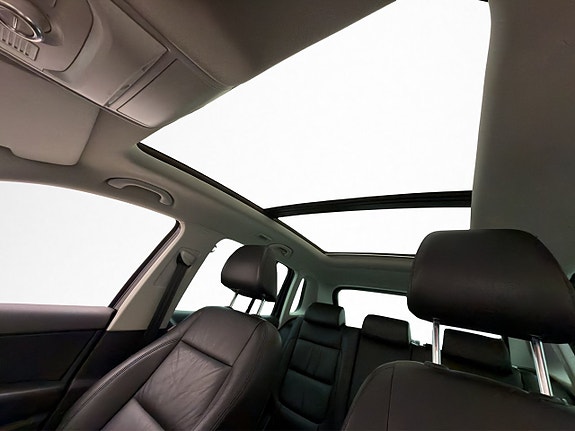 Volkswagen Tiguan 10 of 26