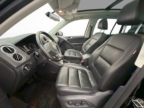 Volkswagen Tiguan 9 of 26