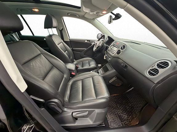 Volkswagen Tiguan 12 of 26