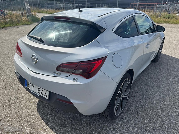 Opel Astra 3 of 5