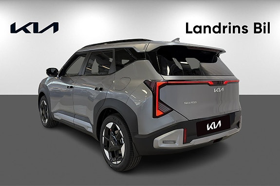Kia Seltos 6 of 19