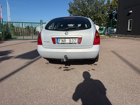 Nissan Primera 4 of 4