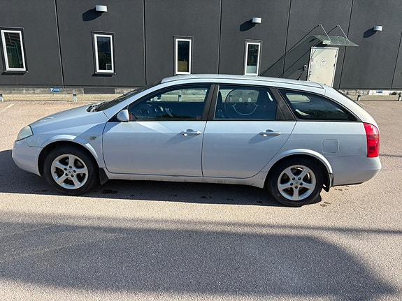 Nissan Primera 2 of 4