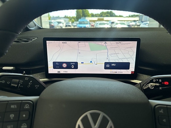 Volkswagen ID.3 Neo 12 of 15