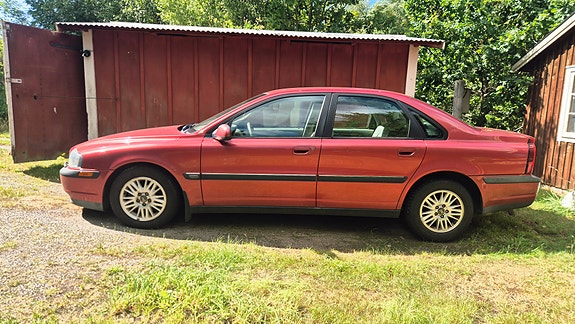 Volvo S80 2 of 4