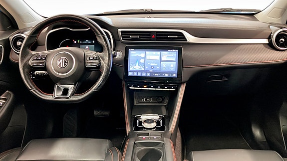 MG ZS 4 of 5
