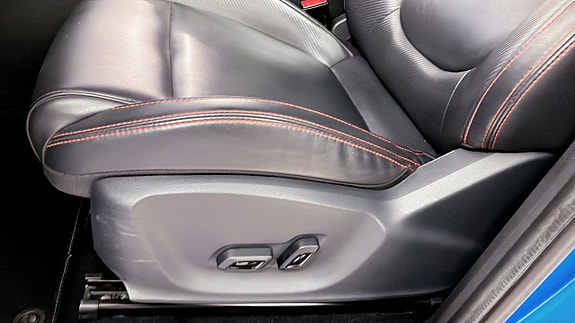 MG ZS 13 of 17