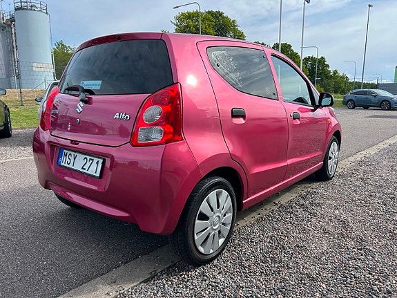 Suzuki Alto 8 of 12