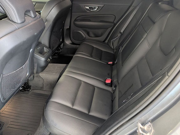 Volvo V60 6 of 9