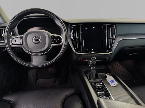 Volvo V60 7 of 9
