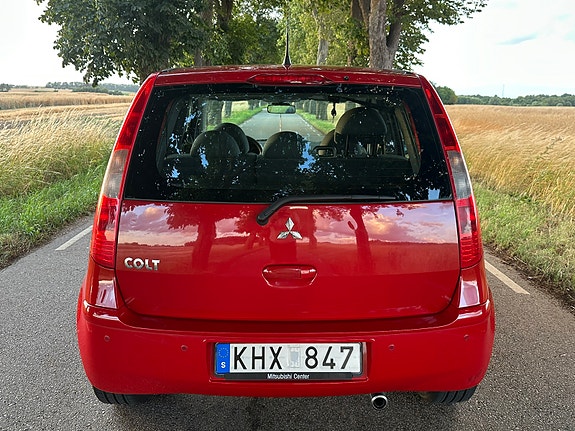 Mitsubishi Colt 5 of 5