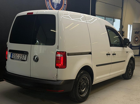Volkswagen Caddy 18 of 20