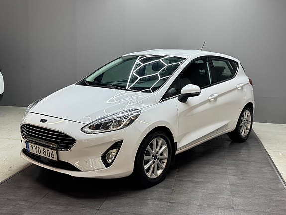 Ford Fiesta 3 of 5