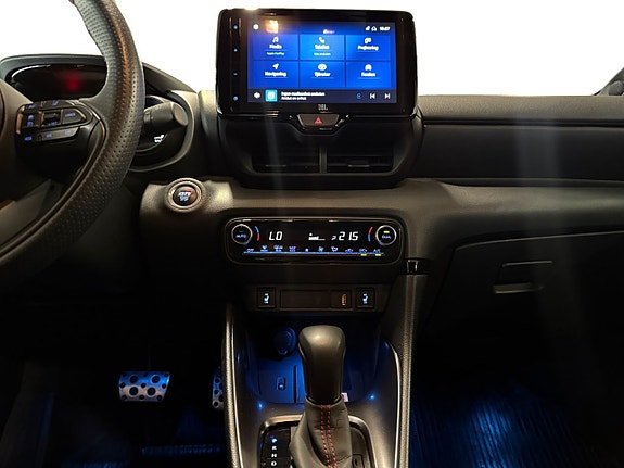 Toyota Yaris 16 of 25