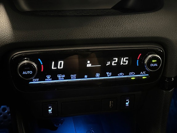Toyota Yaris 20 of 25