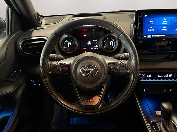 Toyota Yaris 15 of 25