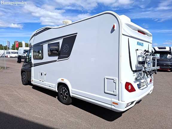 Knaus Sky Wave 650 MF Dubbelbädd, Taksäng, Ac, Cykelställ 4 of 12
