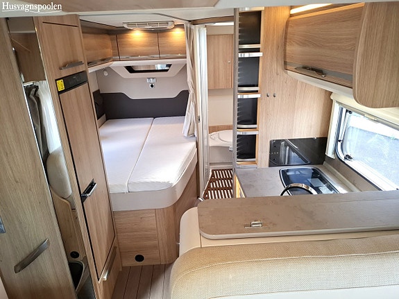 Knaus Sky Wave 650 MF Dubbelbädd, Taksäng, Ac, Cykelställ 8 of 12