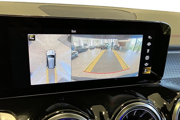 Mercedes-Benz EQB300 13 of 19