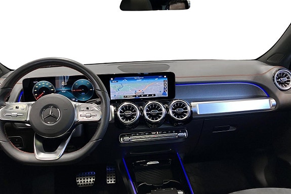 Mercedes-Benz EQB300 8 of 19