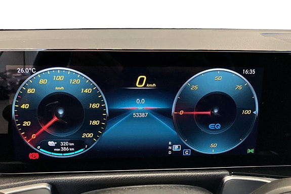 Mercedes-Benz EQB300 18 of 19