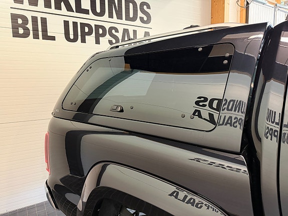 Volkswagen Amarok 20 of 21