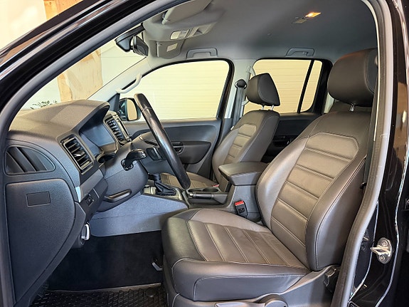 Volkswagen Amarok 6 of 21
