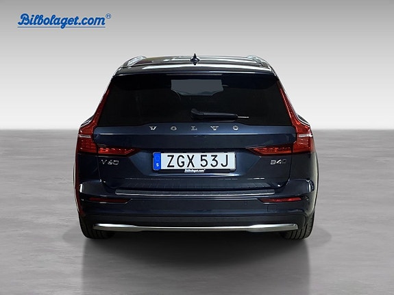 Volvo V60 Cross Country 6 of 13
